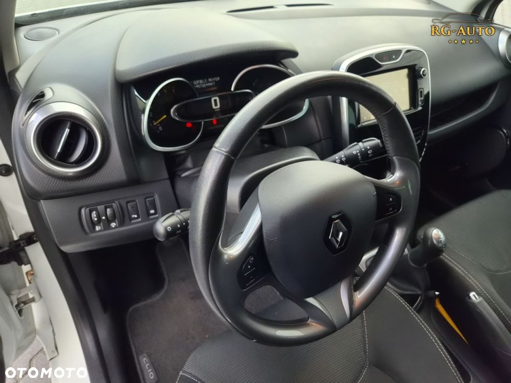 Renault Clio - 14