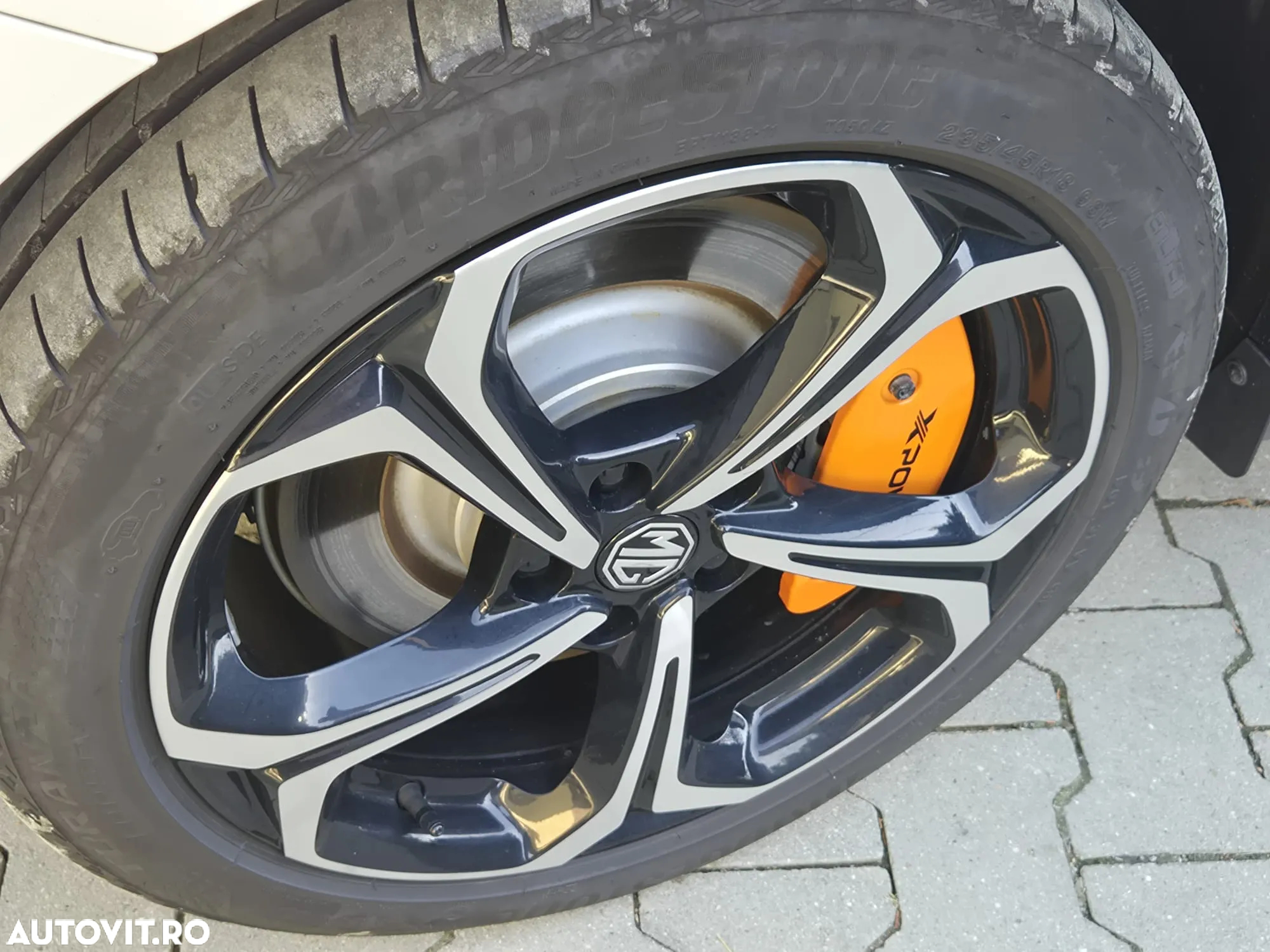 MG MG4 EV 64 kWh XPower - 6