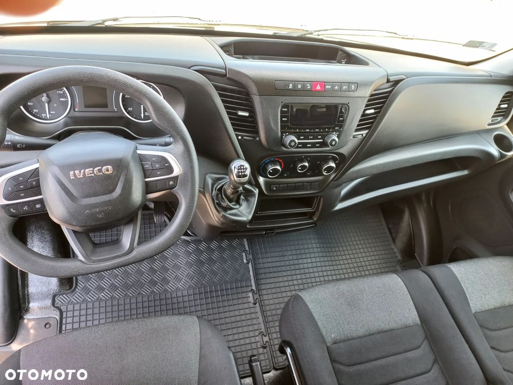 Iveco Daily 35S16  3.0 160KM  kontener - 11