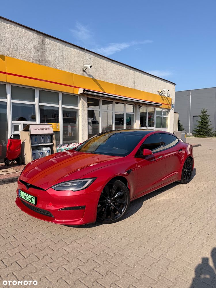 Tesla Model S - 20