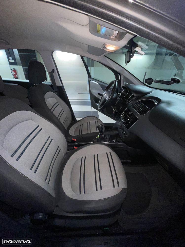 Fiat Punto Evo - 12
