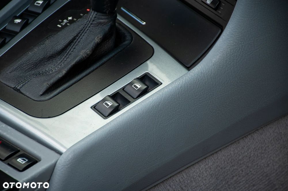 BMW Seria 3 - 22