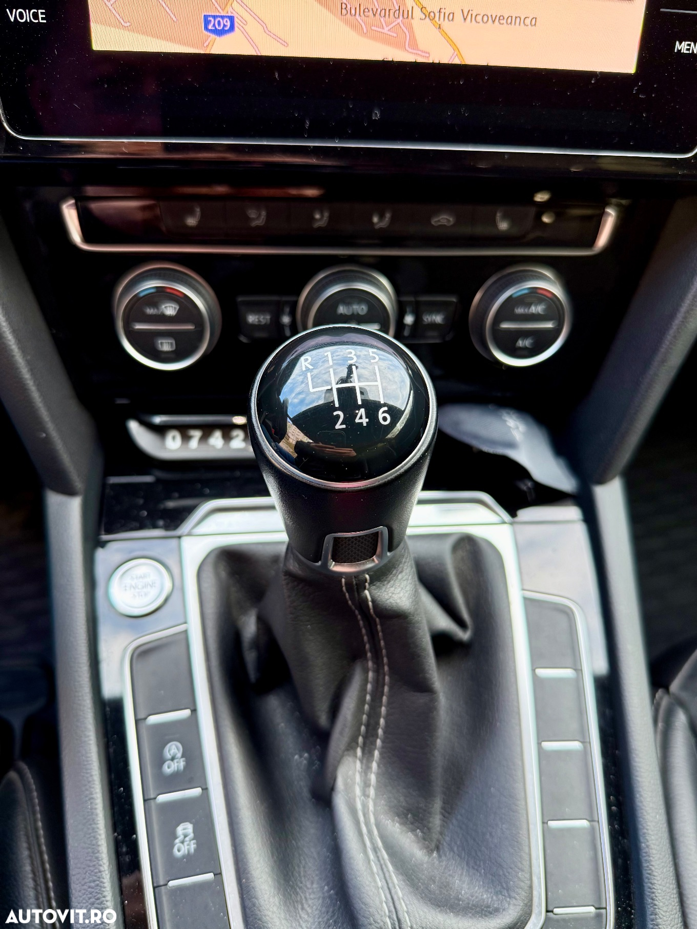 Volkswagen ARTEON 2.0 TDI R-Line - 16