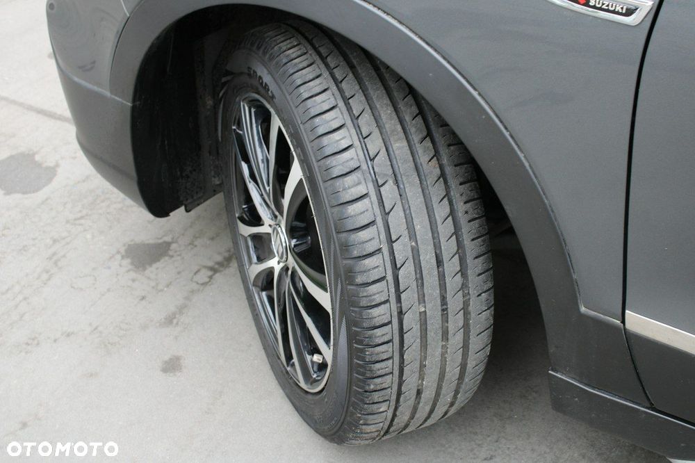 Suzuki SX4 S-Cross 1.4 T Premium 4WD - 33