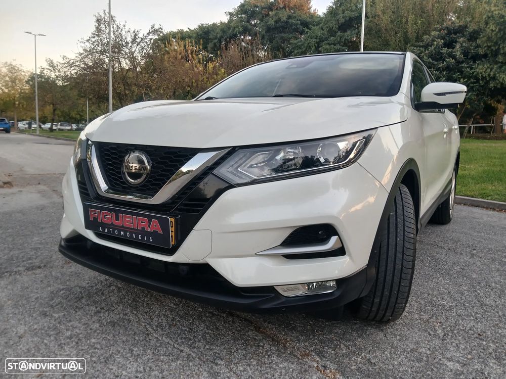 Nissan Qashqai 1.3 DIG-T N-Connecta J18 - 16