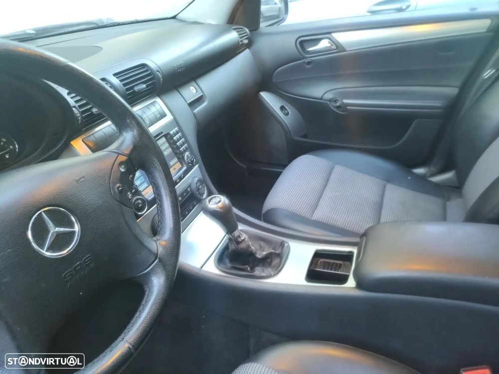 Mercedes-Benz C 220 CDI Avantgarde DPF - 9