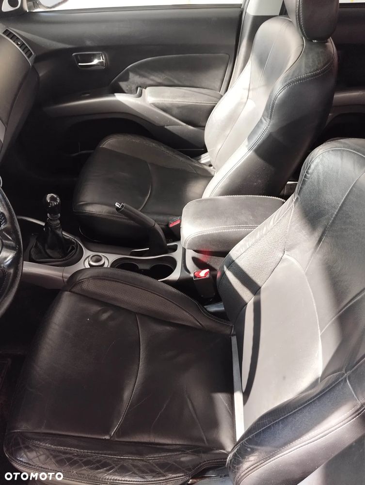 Peugeot 4007 2.2HDi Platinum - 10