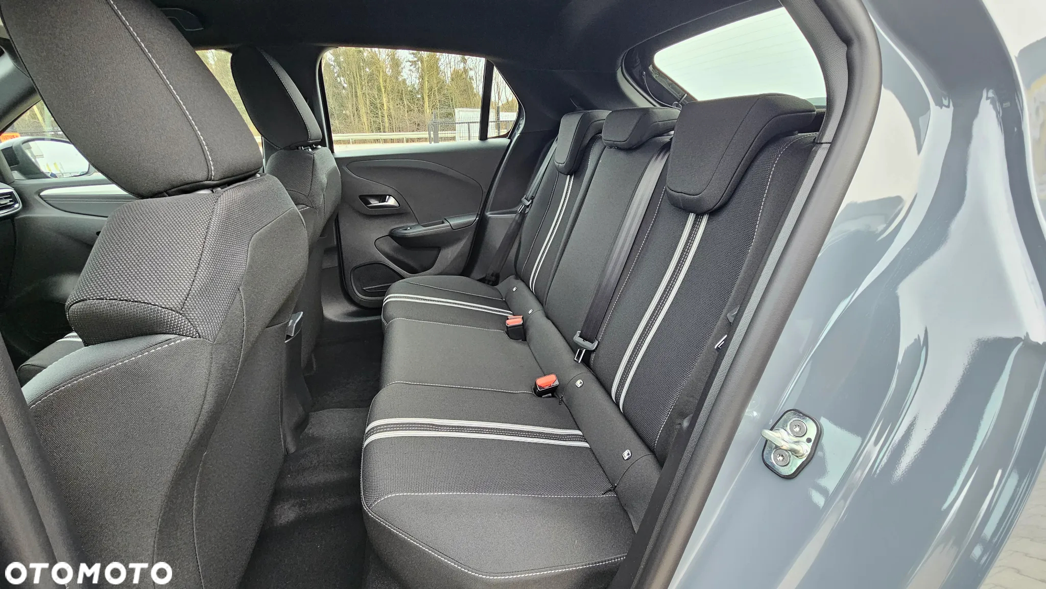 Opel Corsa 1.2 GS S&S - 8