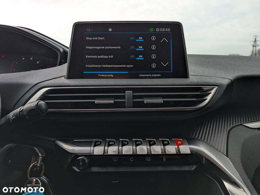 Peugeot 3008 BlueHDi 120 Stop & Start EAT6 Allure - 32