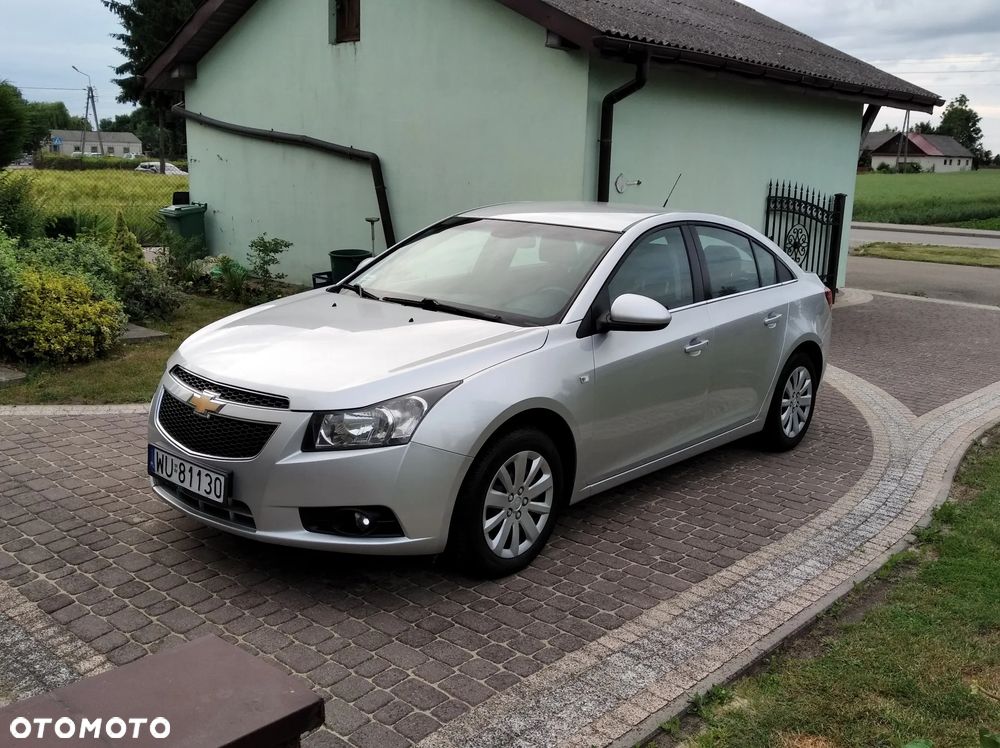 Chevrolet Cruze 1.6 LT - 14