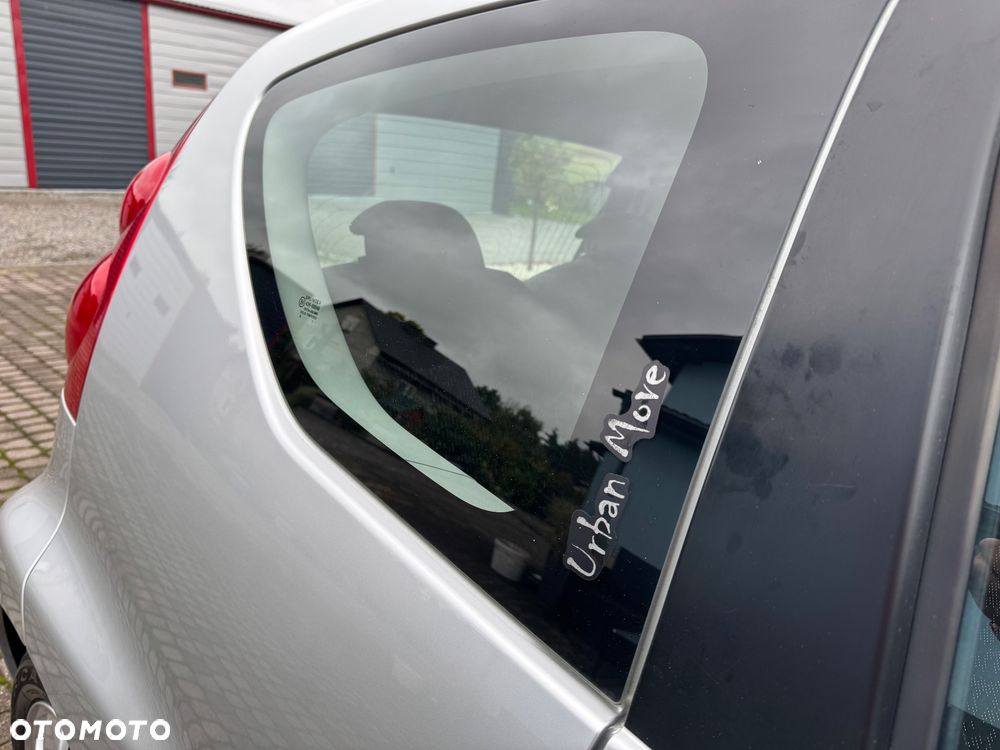 Peugeot 107 1.0 Urban Move - 15