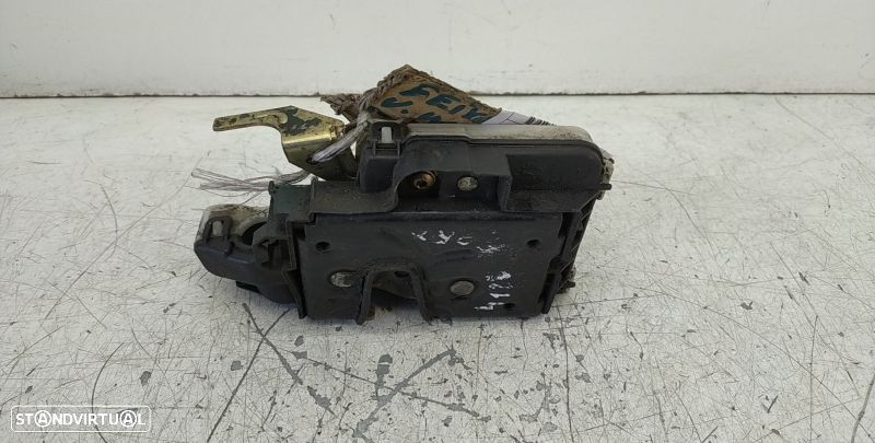 Fecho Porta  Fte Dto Volkswagen Polo (6N1) - 1