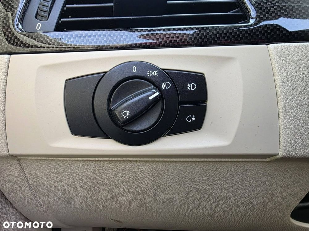 BMW Seria 3 320i Edition Exclusive - 18