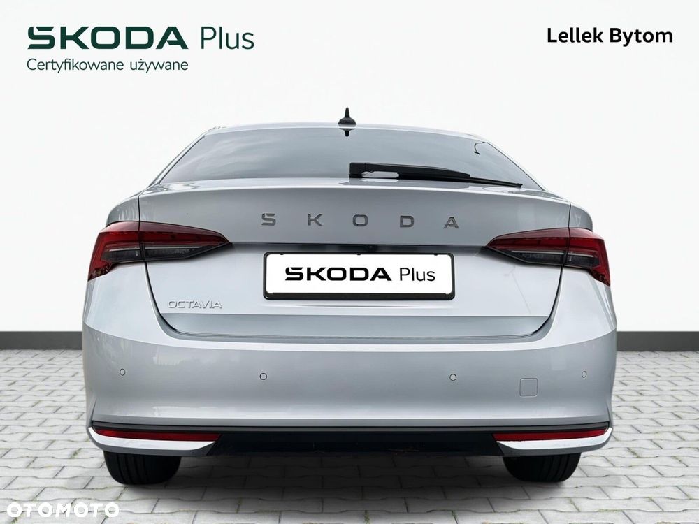 Skoda Octavia - 8