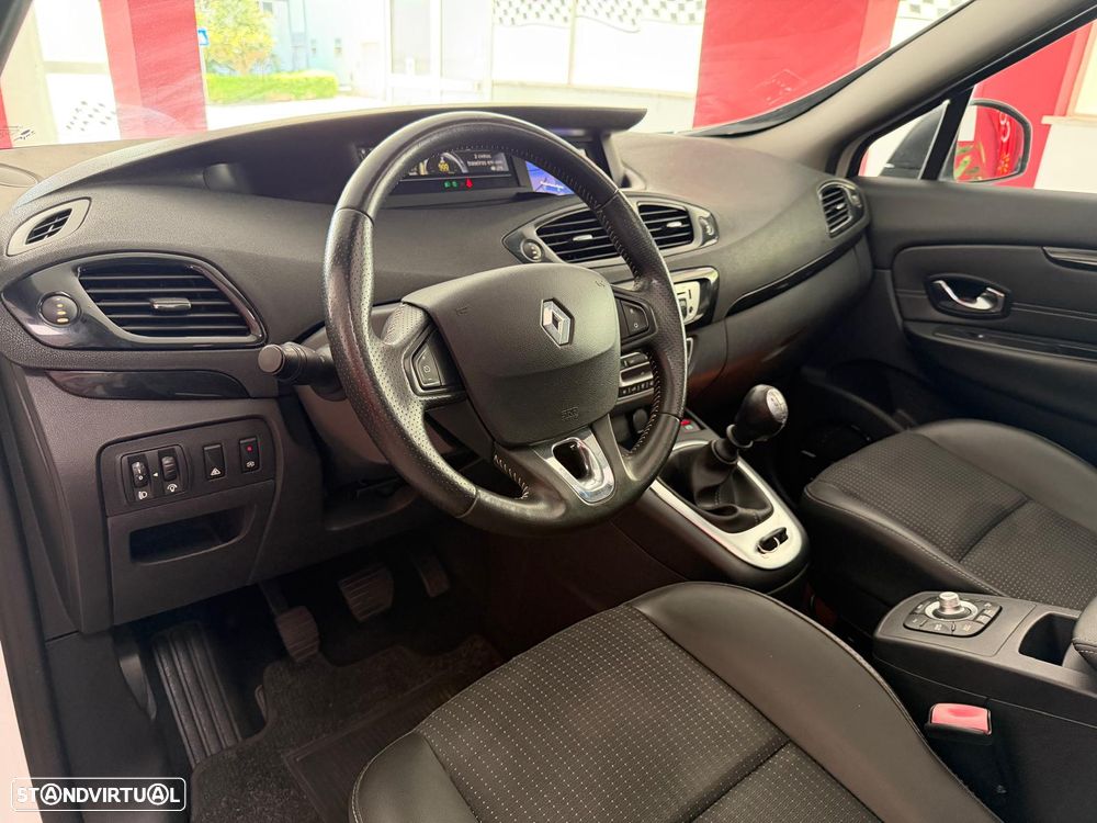 Renault Grand Scénic Energy dCi 110 S&S Bose Edition - 11