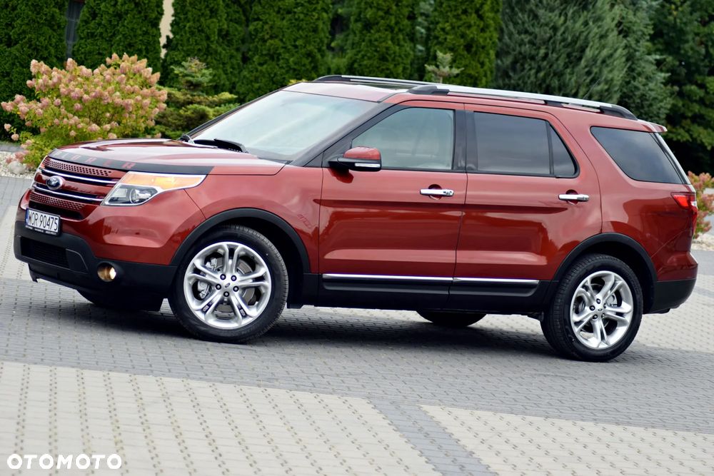 Ford Explorer EcoBoost Plug-in Hybrid PLATINUM - 17