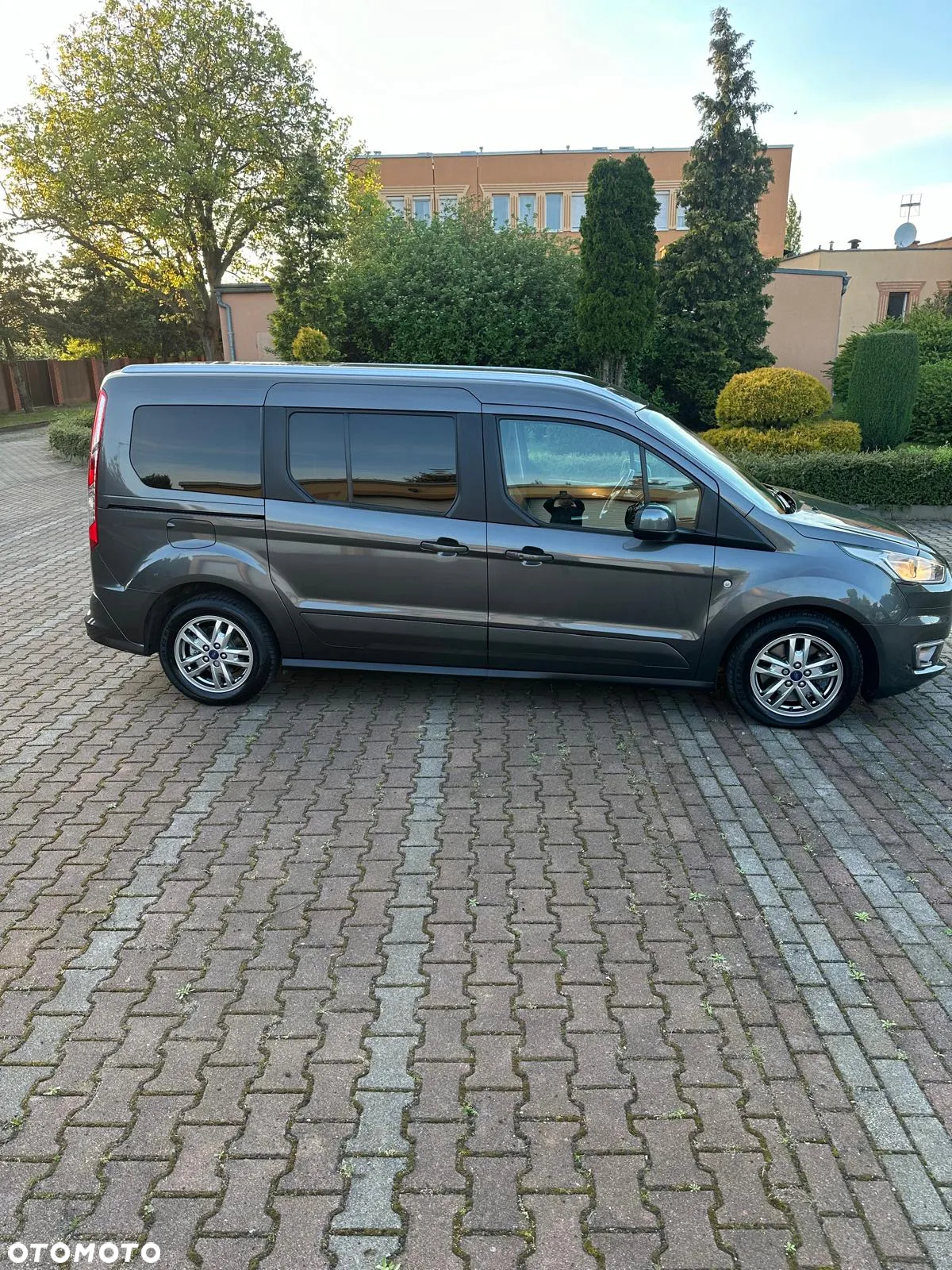 Ford Tourneo Connect Gr 1.5 EcoBlue Titanium - 5
