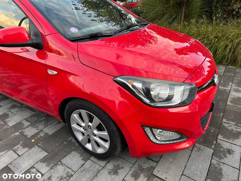 Hyundai i20 - 19