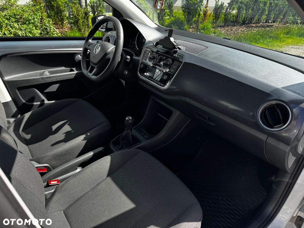 Volkswagen up! 1.0 move - 13