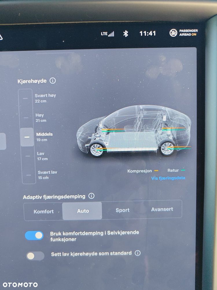 Tesla Model X - 33