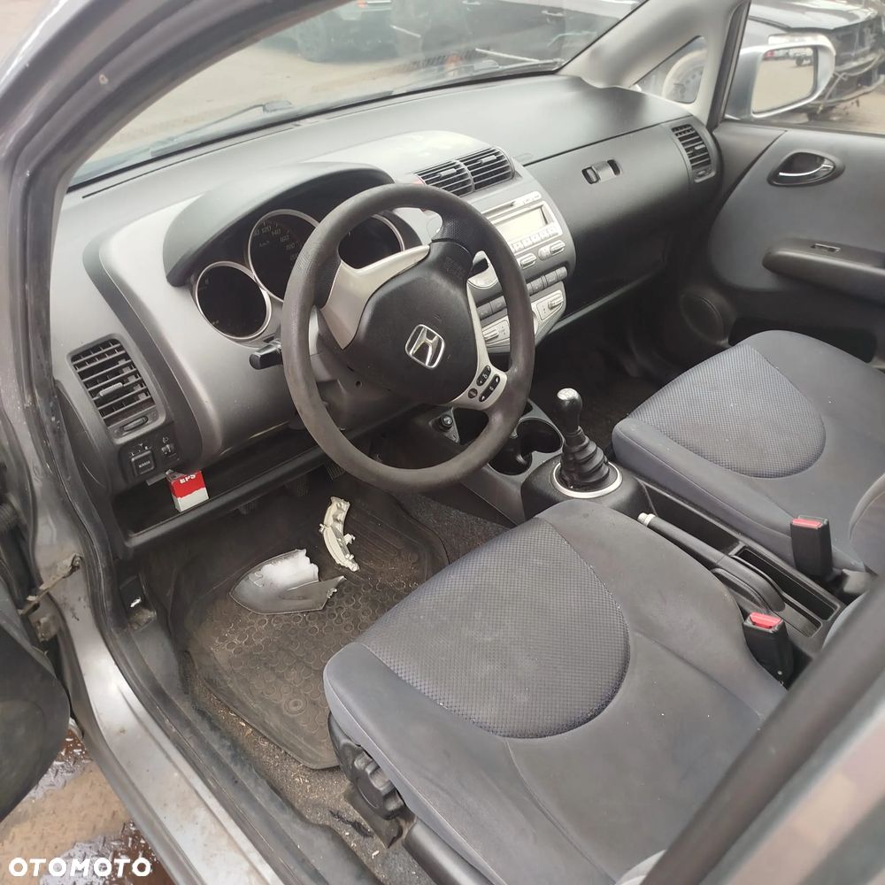 Honda Jazz na części . - 3