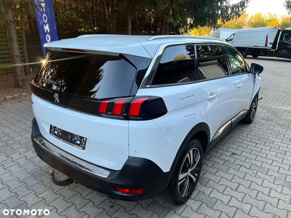 Peugeot 5008 - 17