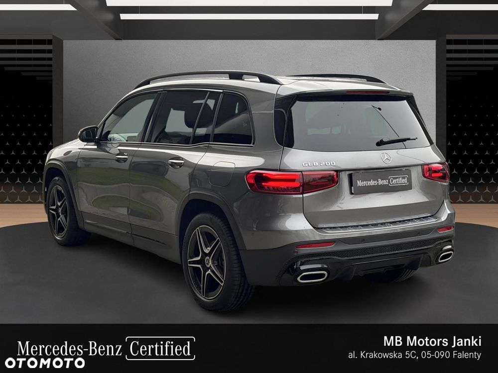 Mercedes-Benz GLB - 3