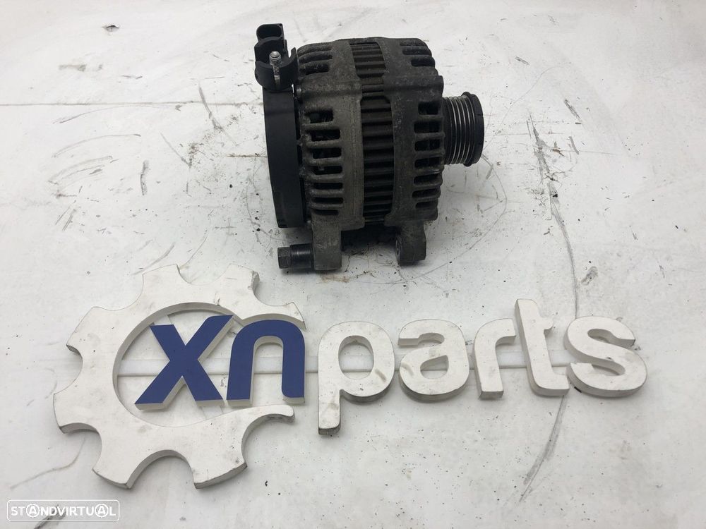 Alternador FORD S-MAX (WA6) 2.0 TDCi | 05.06 - 12.14 Usado REF. 0 121 615 009... - 3