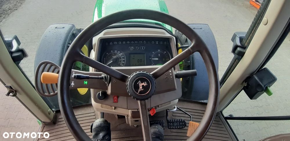 John Deere 6120 - 16