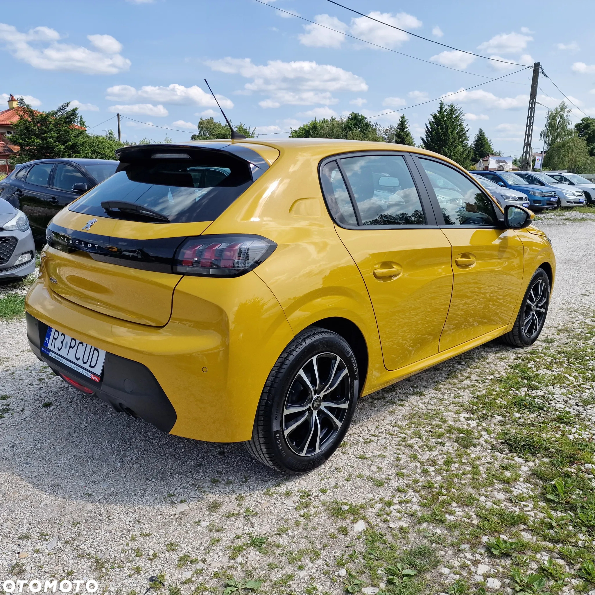 Peugeot 208 1.2 PureTech Allure S&S - 5