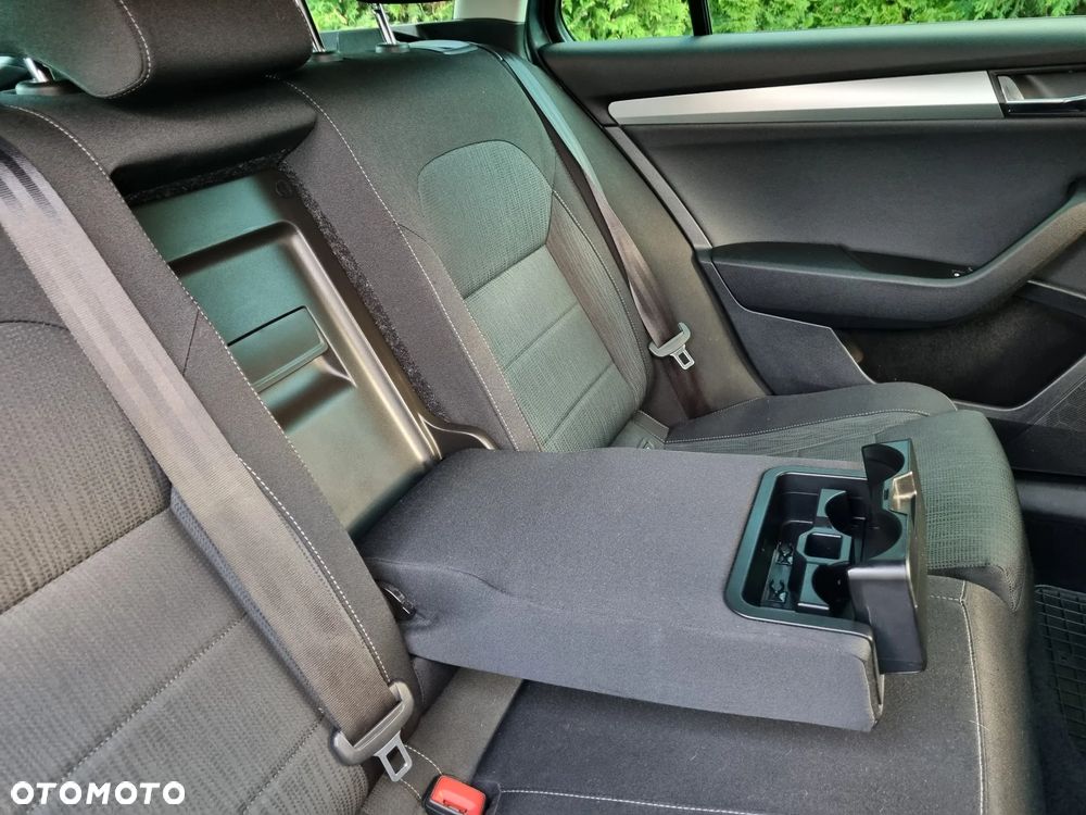 Skoda Superb 1.6 TDI DSG Style - 18