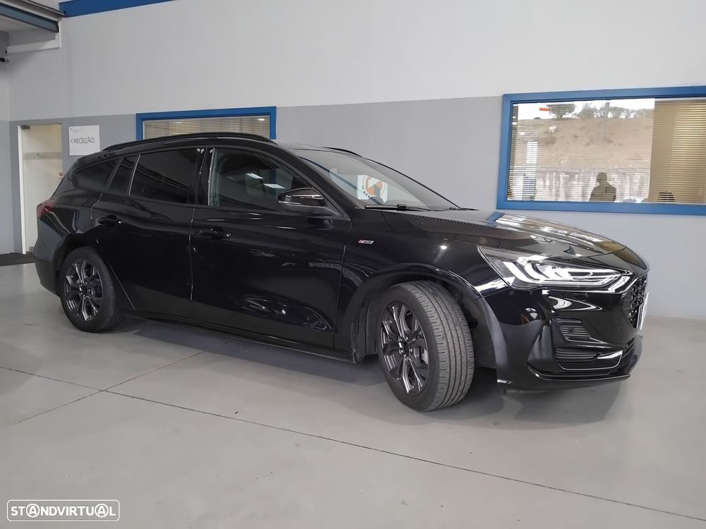 Ford Focus SW 1.0 EcoBoost MHEV ST-Line - 4