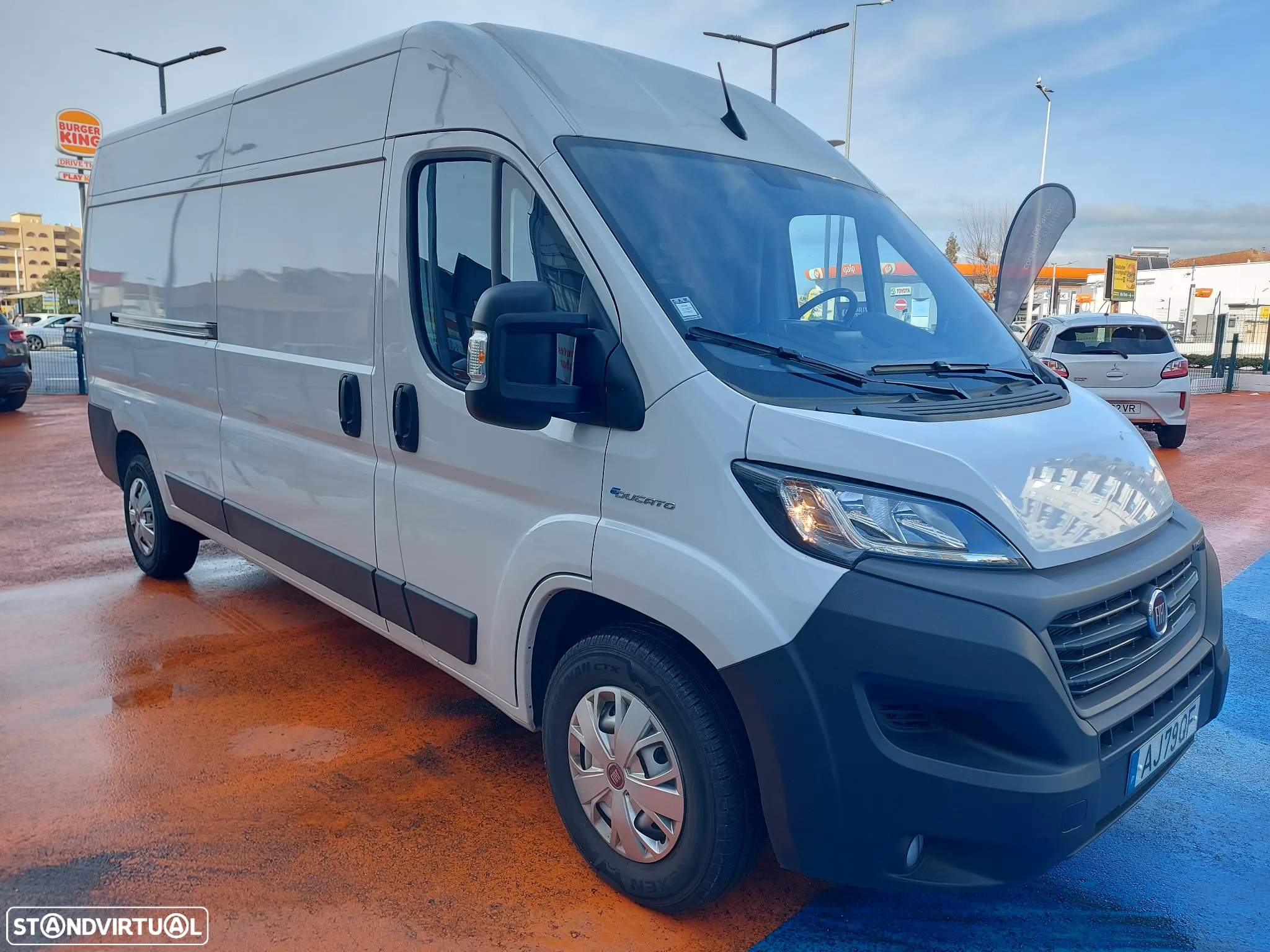 Fiat e-Ducato Furgão Maxi 35 LH2 -13m3 - 2
