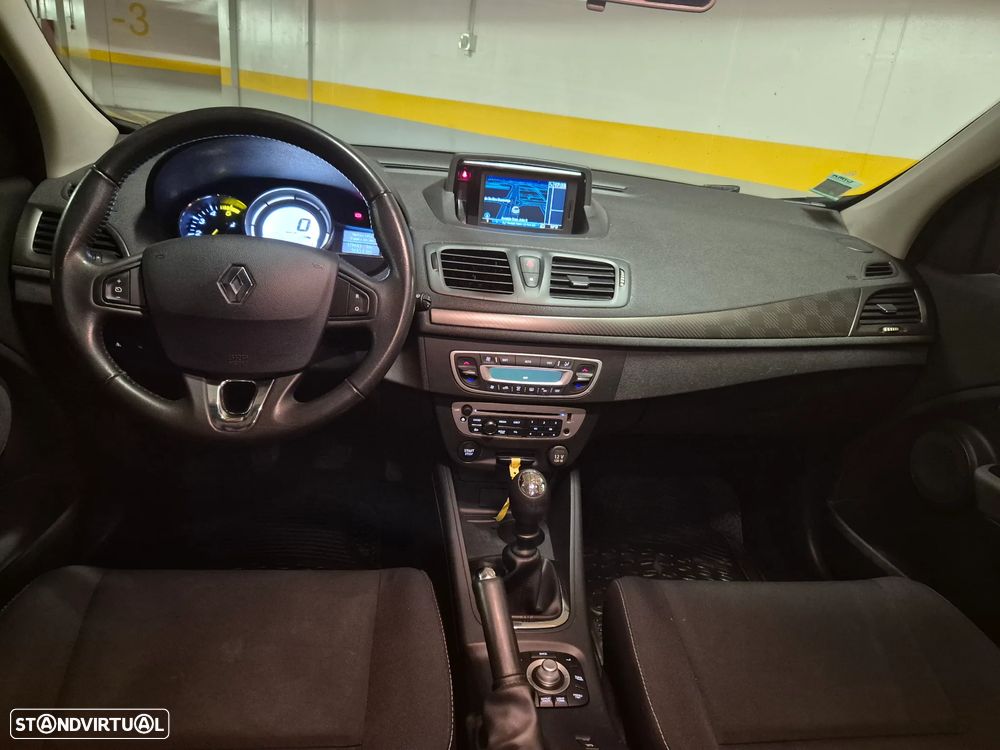 Renault Mégane Sport Tourer ENERGY dCi 110 Start & Stopp Paris Business - 28