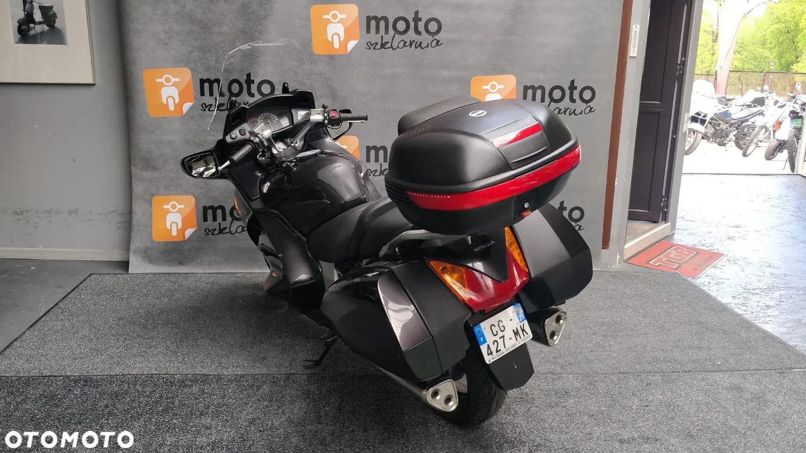 Honda ST - 5