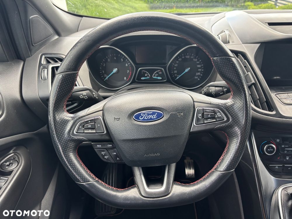 Ford Kuga 1.5 EcoBoost FWD ST-Line - 22