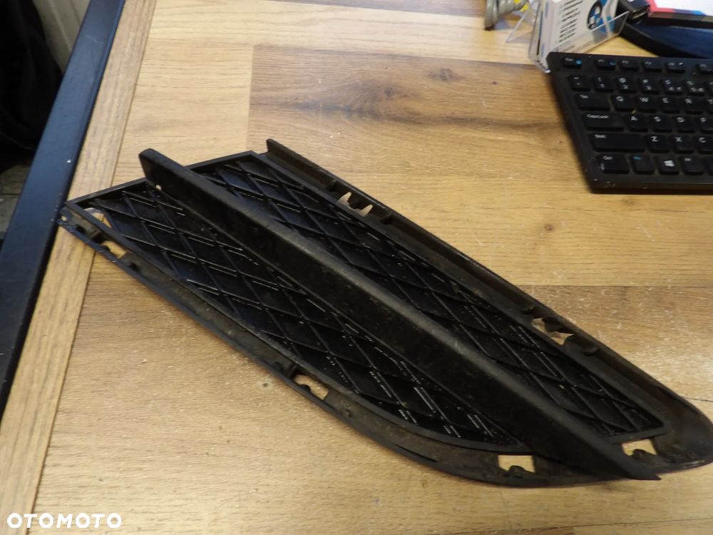 BMW - E90,E91 - LCI - LEWA KRATKA ZDERZAKA - 7138417 - 1