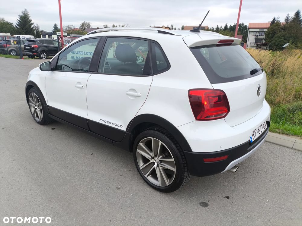 Volkswagen Polo 1.2 TSI DSG Cross Urban White - 7