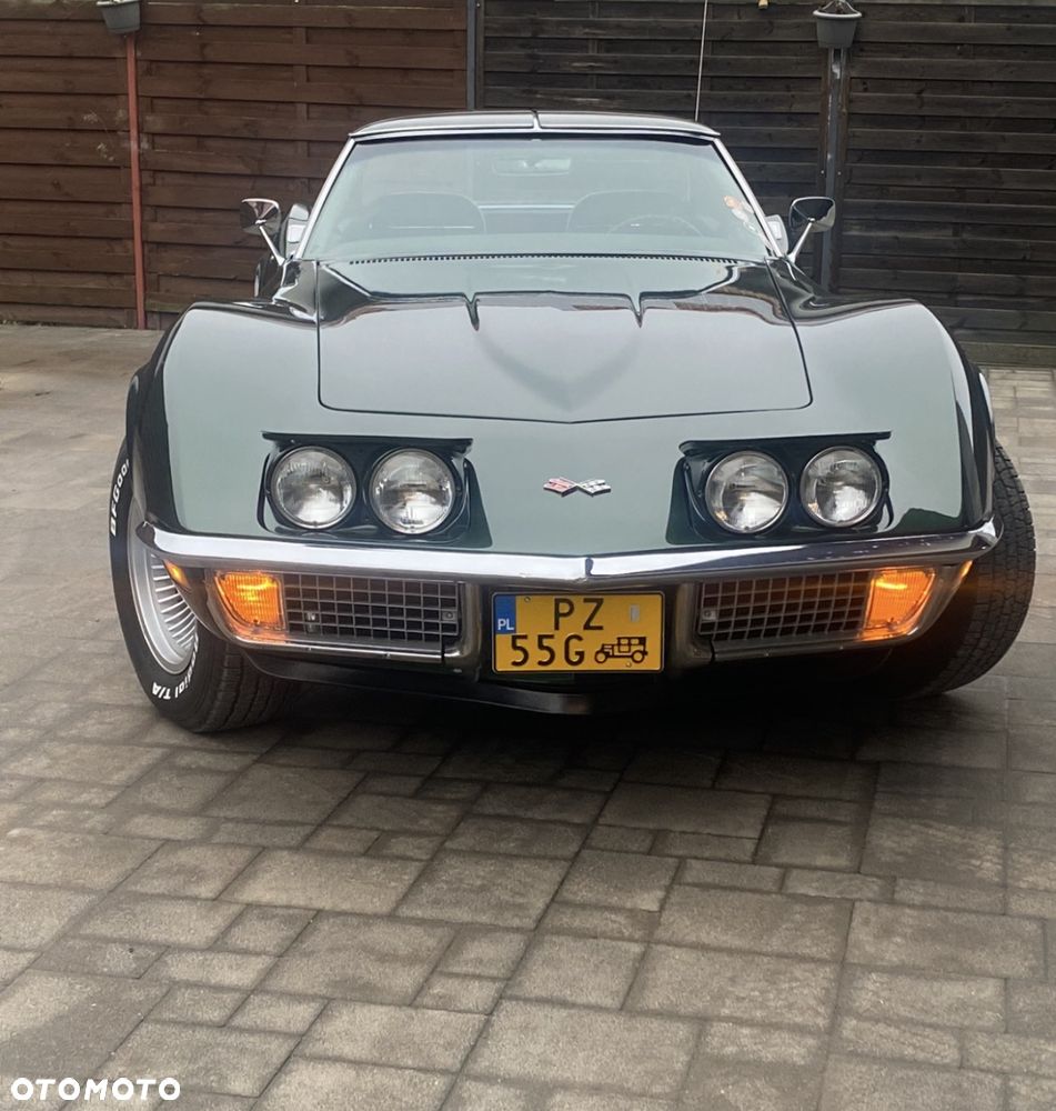 Chevrolet Corvette - 2