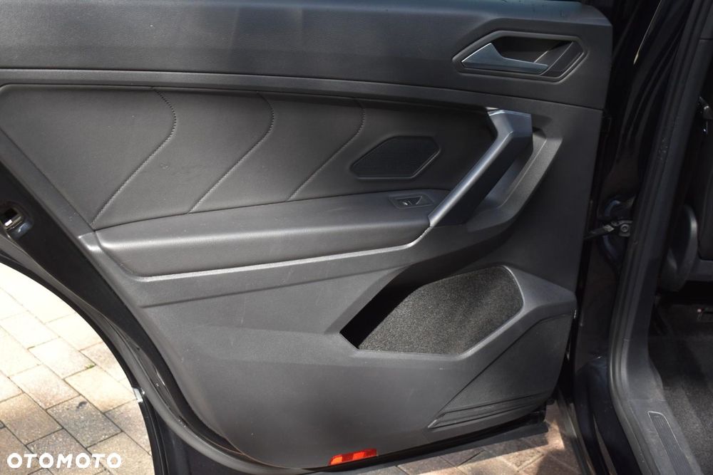 Volkswagen Tiguan Allspace 2.0 TSI 4Mot Highline DSG 7os - 27