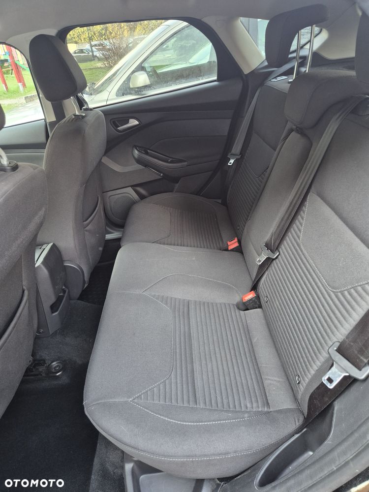 Ford Focus - 8