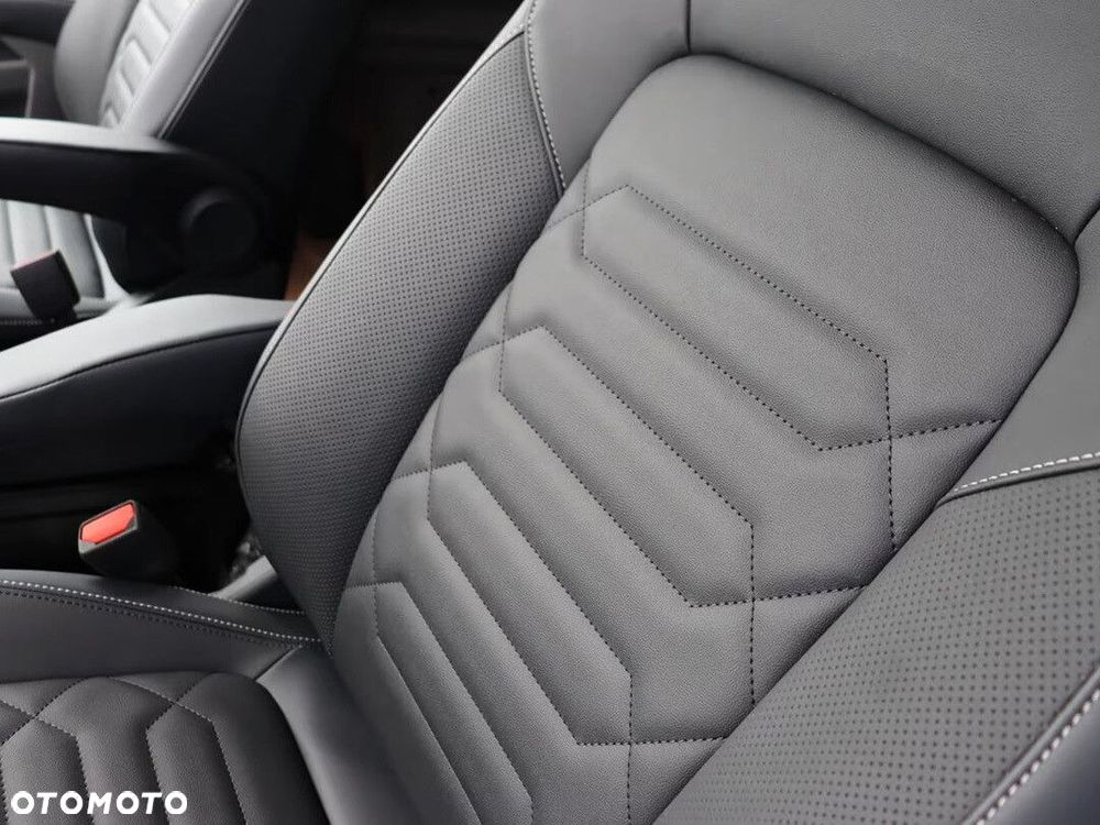 Ford Tourneo Custom - 14