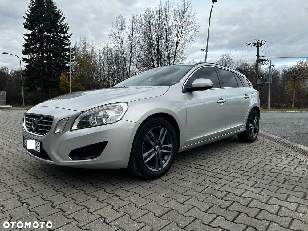 Volvo V60 D3 Momentum - 1