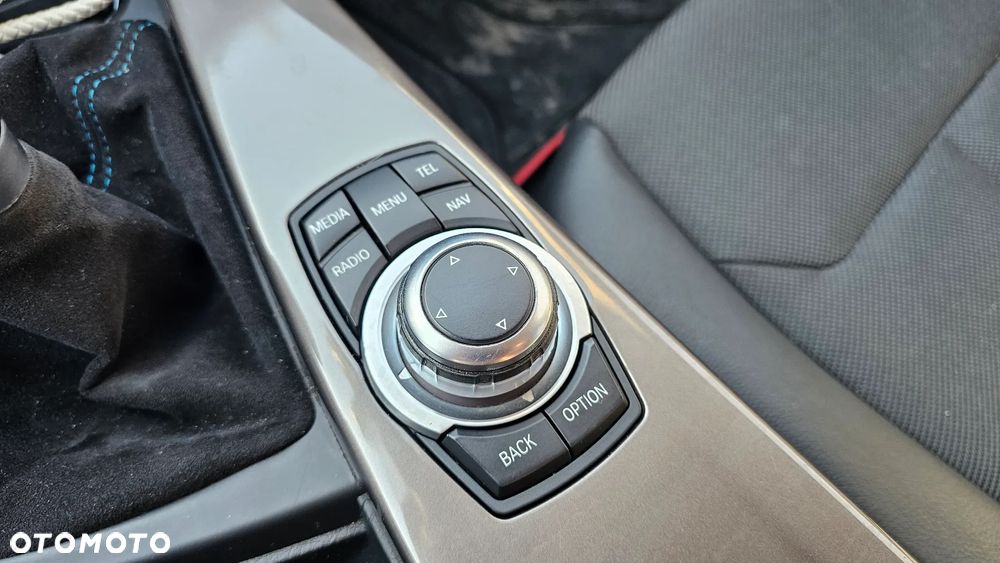 BMW Seria 3 318d Blue Performance Modern Line - 23