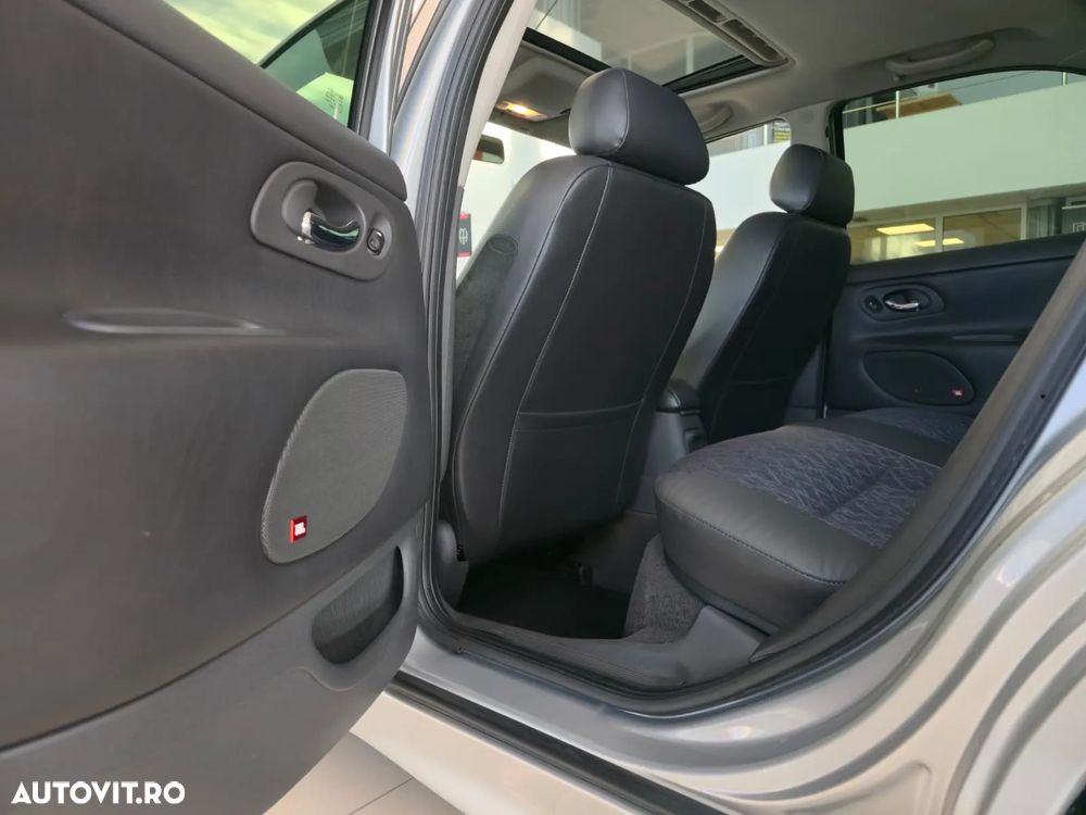 Ford Mondeo - 21