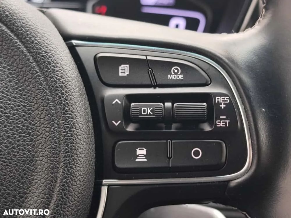 Kia Niro 1.6 GDI 2WD Aut. Spirit - 24