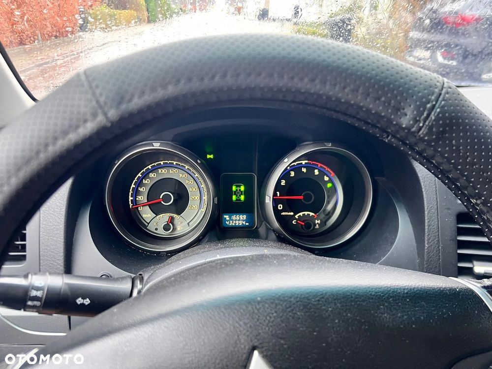 Mitsubishi Pajero 3.2 DID Intense - 10