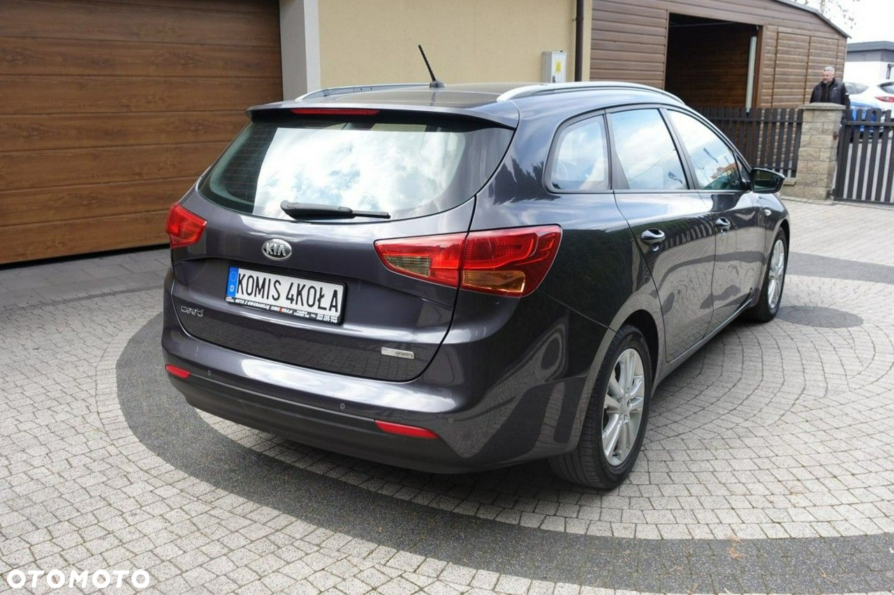 Kia Ceed - 3