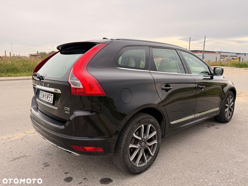 Volvo XC 60 D5 AWD Summum - 16