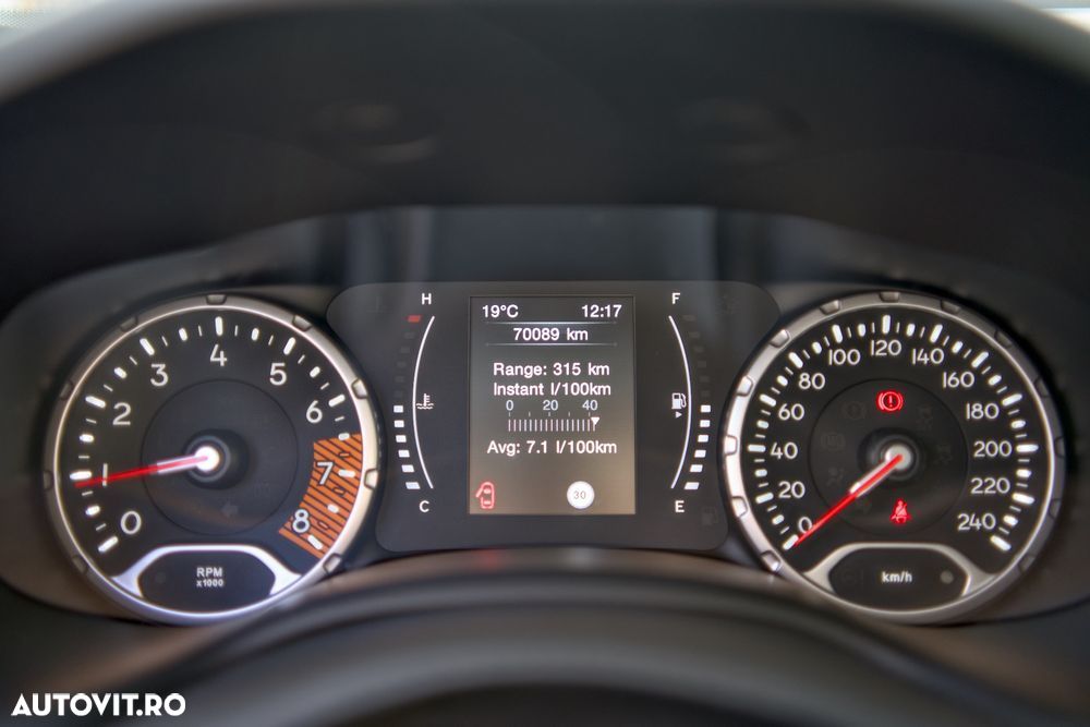 Jeep Renegade 1.0 T-GDI Night Eagle - 8